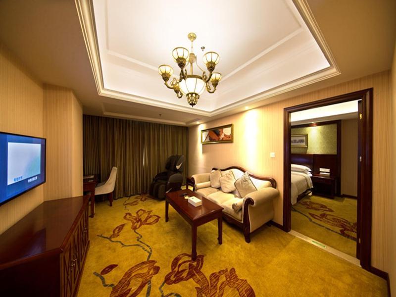 Vienna Hotel Zhangjiajie North Railway Station Kültér fotó